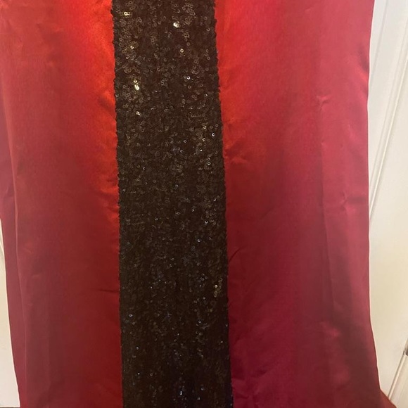 Red Satin Gown - Picture 6 of 6